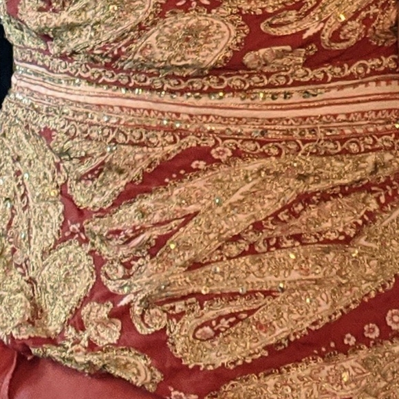 Intricate Beaded Paisley Halter Top - Picture 5 of 5